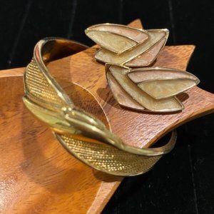 VTG MONET GOLD BRACELET and ENAMEL EARRINGS